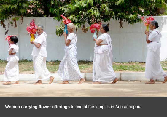 anuradhapura-flower-offerings