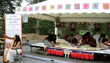 happiness-festival-tibetan-designs