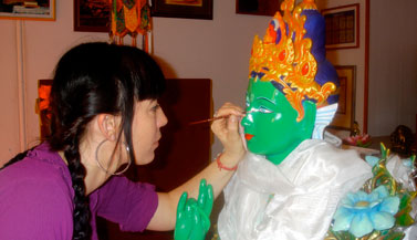 painting-green-tara-statue-carmen-mensink