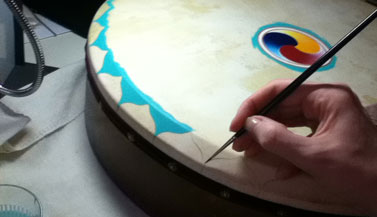tibetan-ritual-drum-painted-by-carmen-mensink