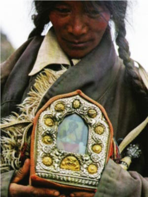 travel-altar-tibetan
