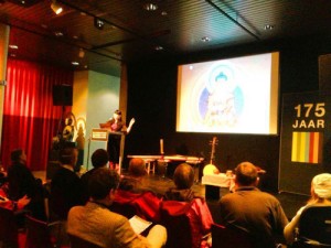 lecture-buddhist-art-carmen-mensink