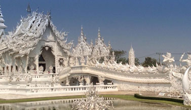 white-temple-chiang-rai