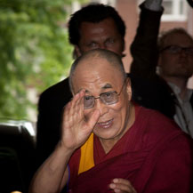 arrival-dalai-lama