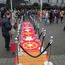 dalai-lama-painting-outside-hall
